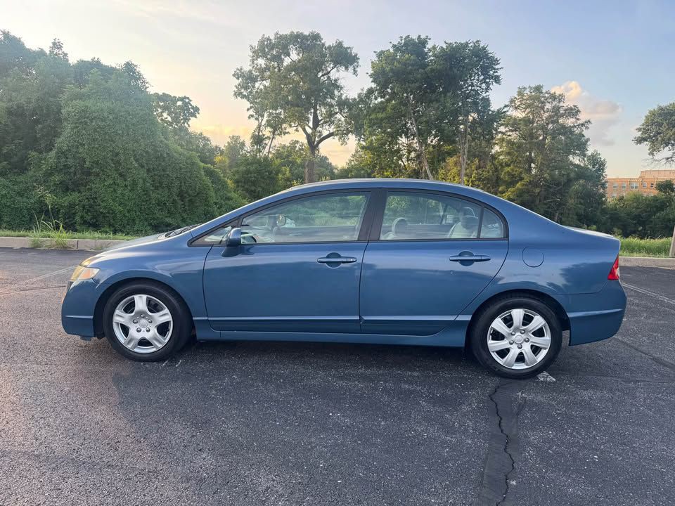 2010 Honda Civic Image 3