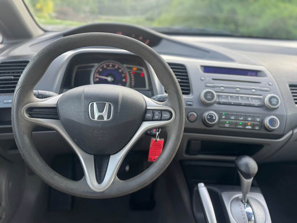2010 Honda Civic Image 12