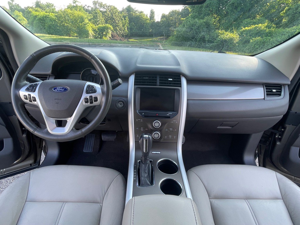 2013 Ford Edge Image 13