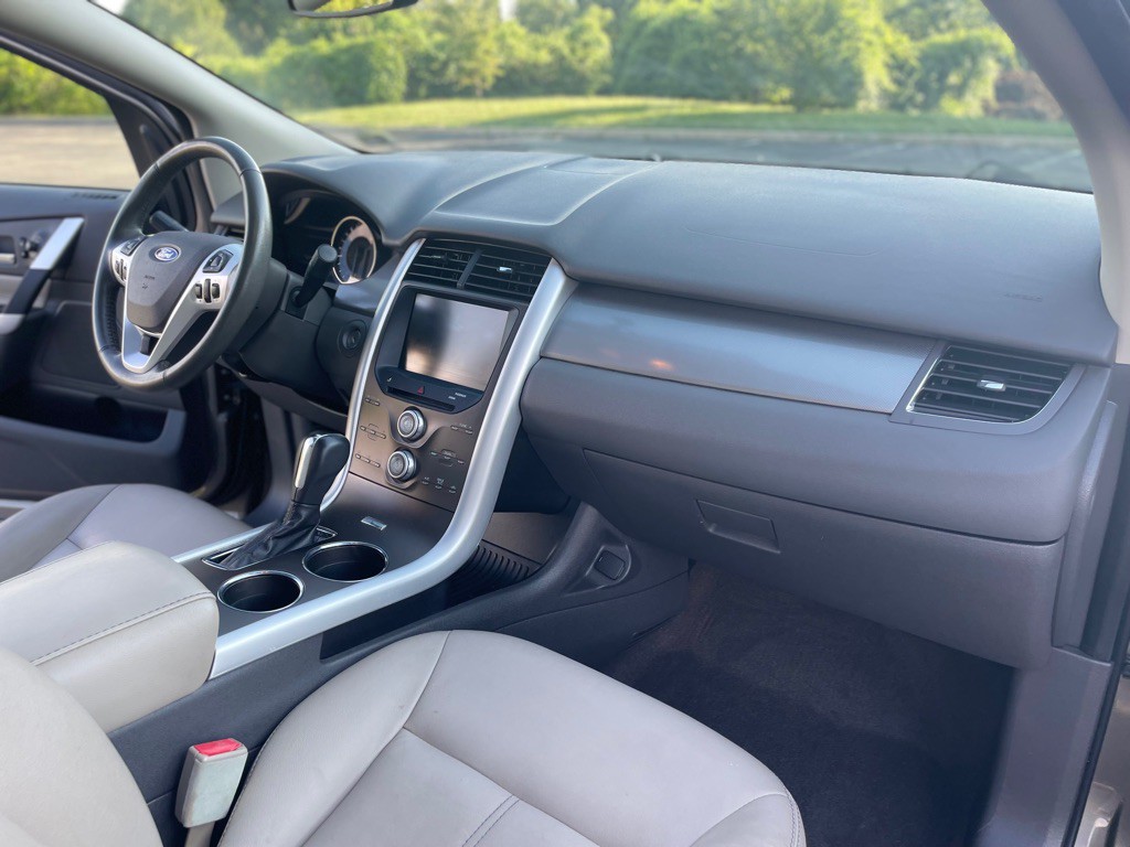 2013 Ford Edge Image 17