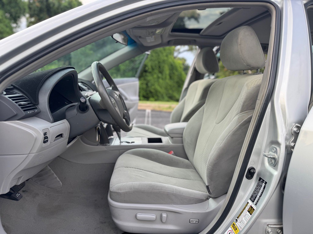 2008 Toyota Camry Image 12