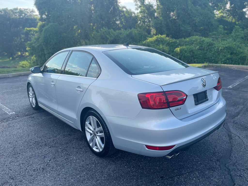 2012 Volkswagen Jetta Image 7
