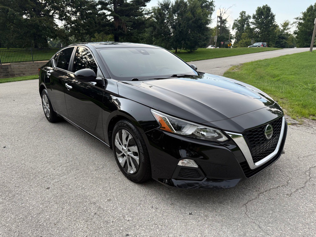 2021 Nissan Altima Image 5