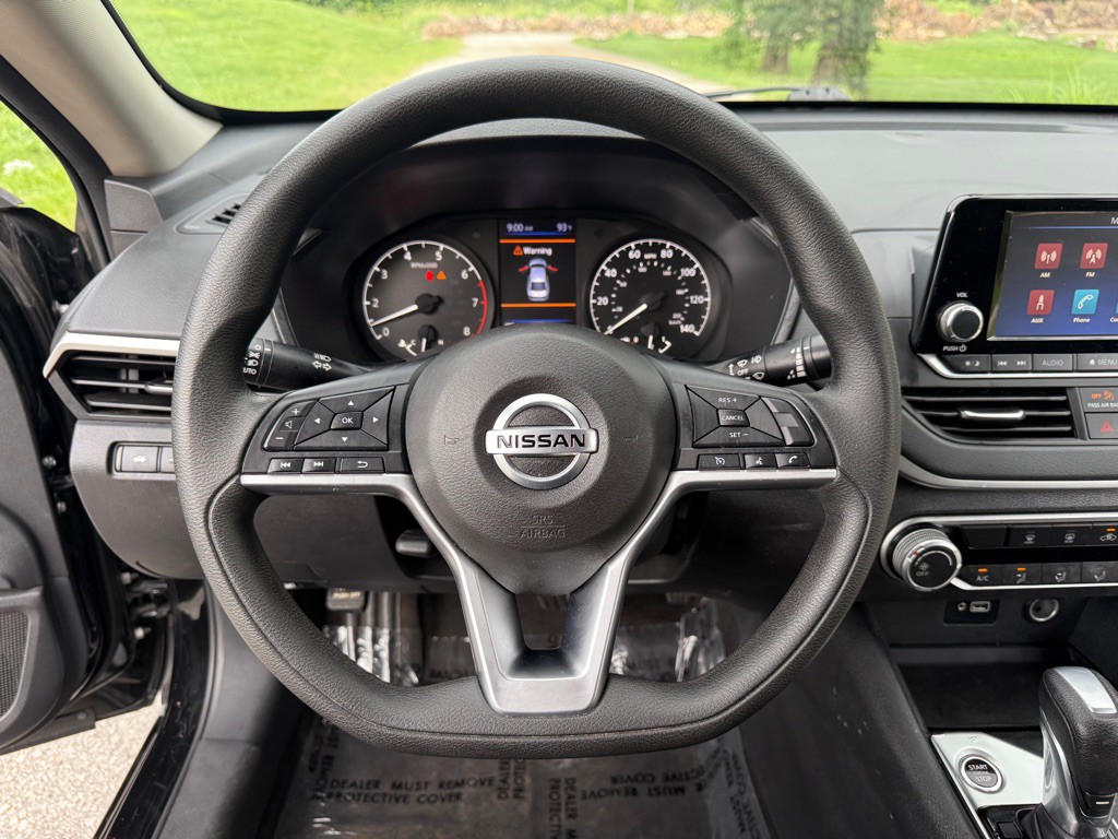 2021 Nissan Altima Image 14