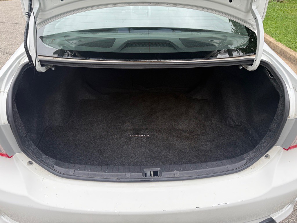 2011 Toyota Corolla Image 23