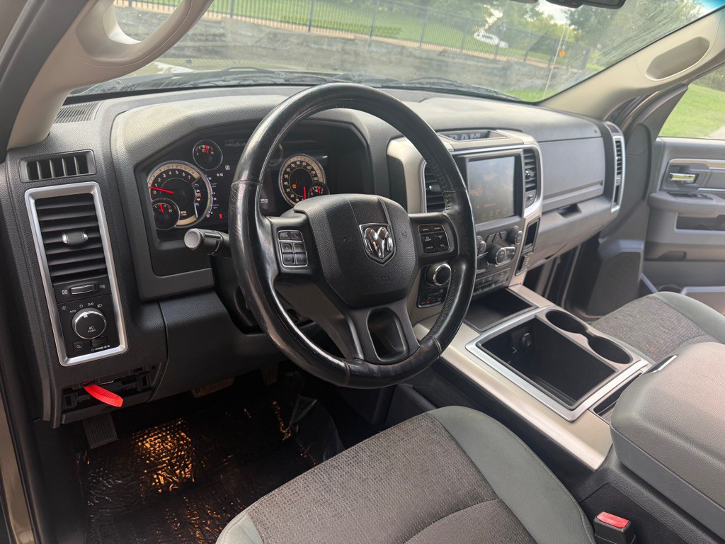 2015 RAM 1500 Image 7