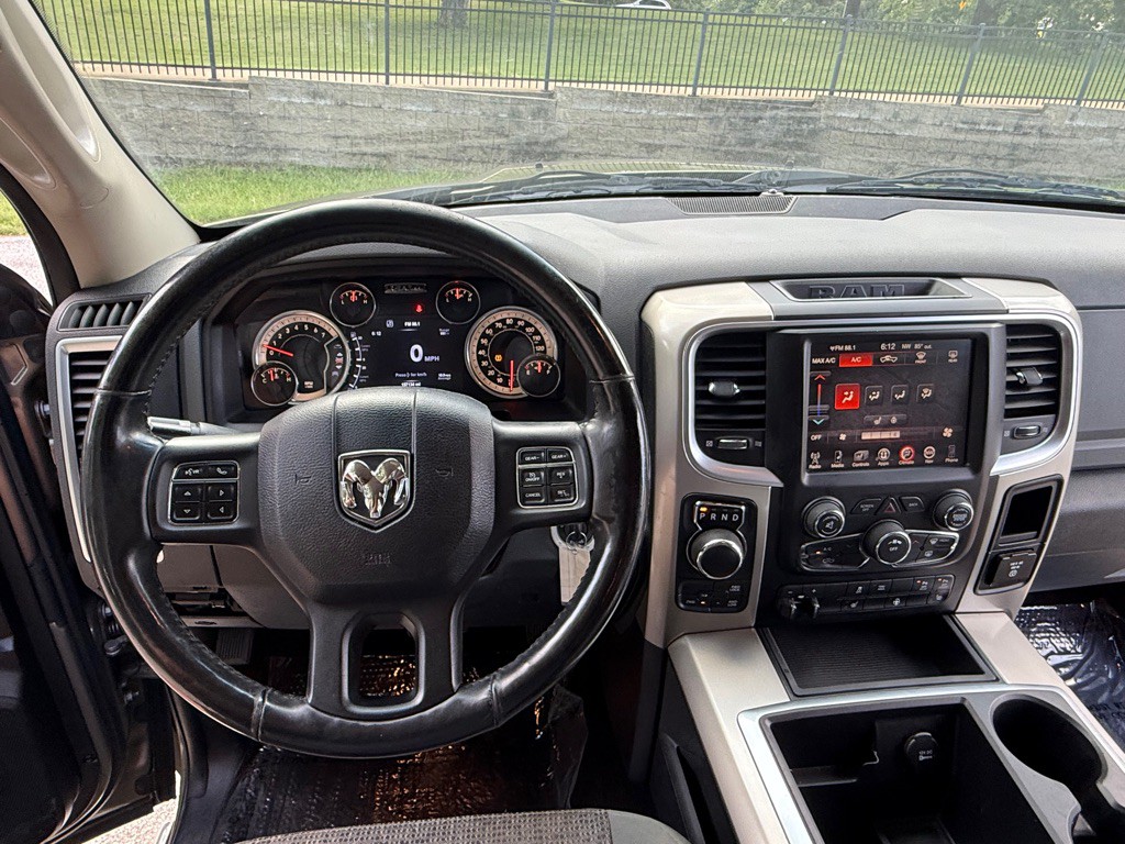 2015 RAM 1500 Image 10