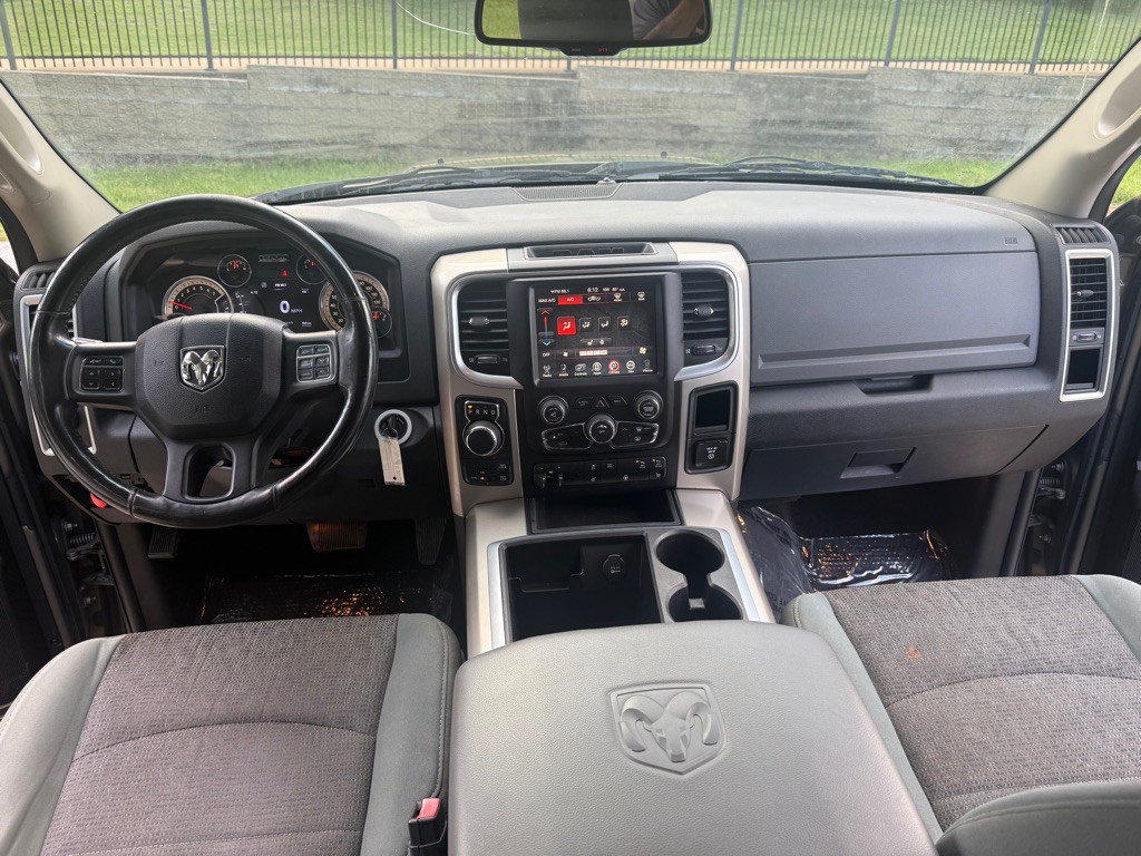 2015 RAM 1500 Image 11