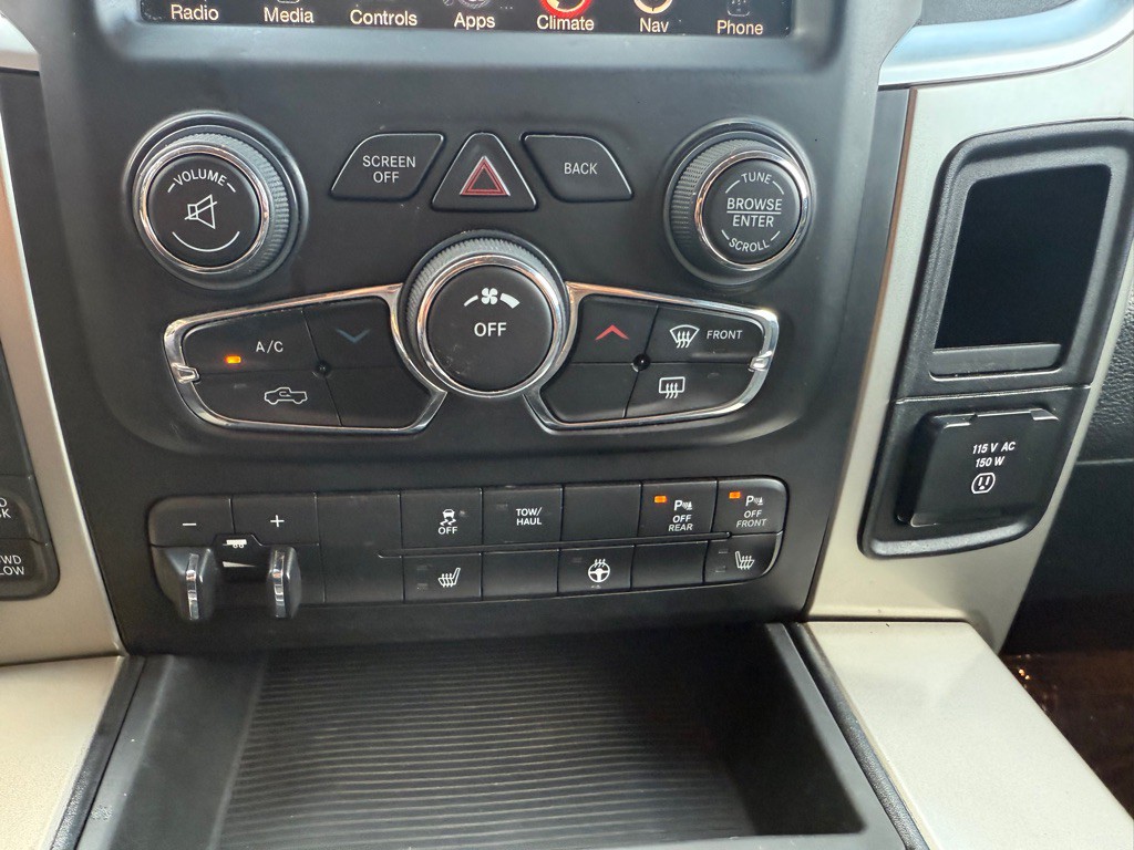 2015 RAM 1500 Image 23