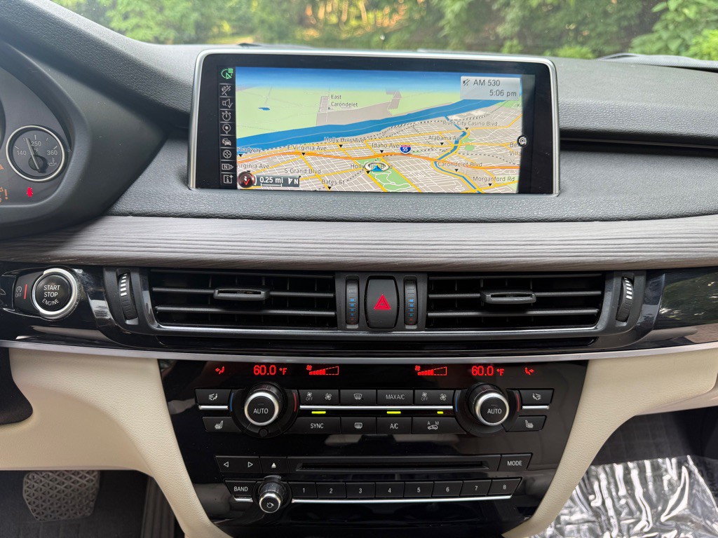 2016 BMW X5 Image 11
