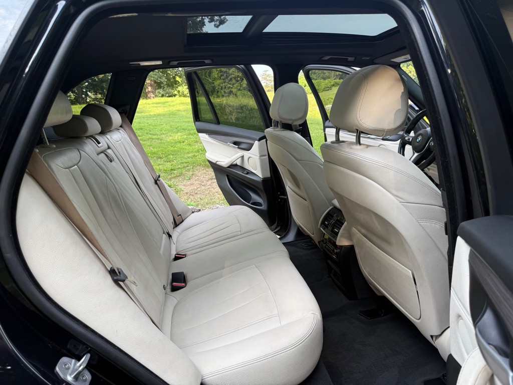 2016 BMW X5 Image 21