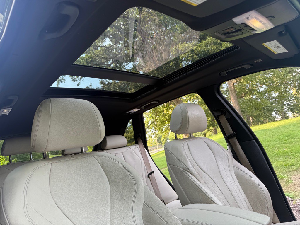 2016 BMW X5 Image 23