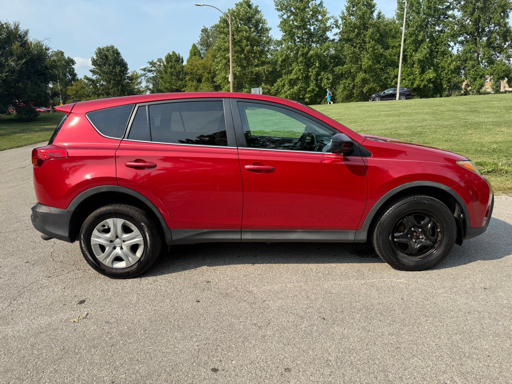 2015 Toyota Rav4 Image 5