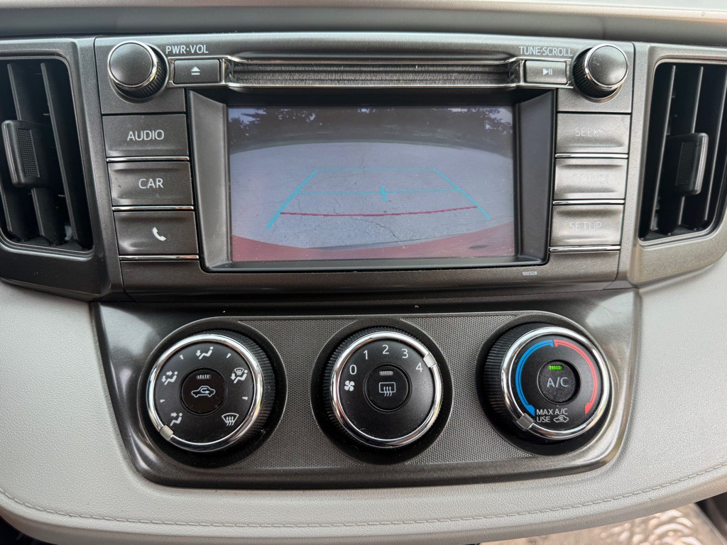 2015 Toyota Rav4 Image 13