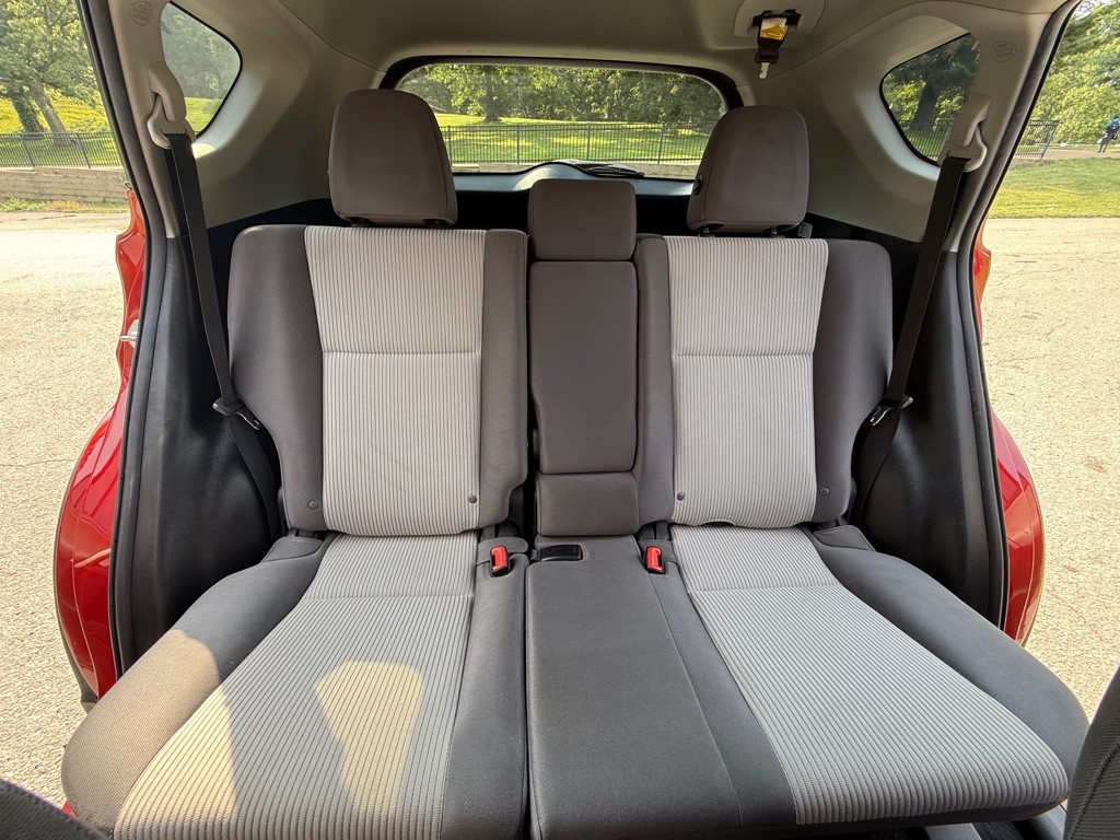 2015 Toyota Rav4 Image 21