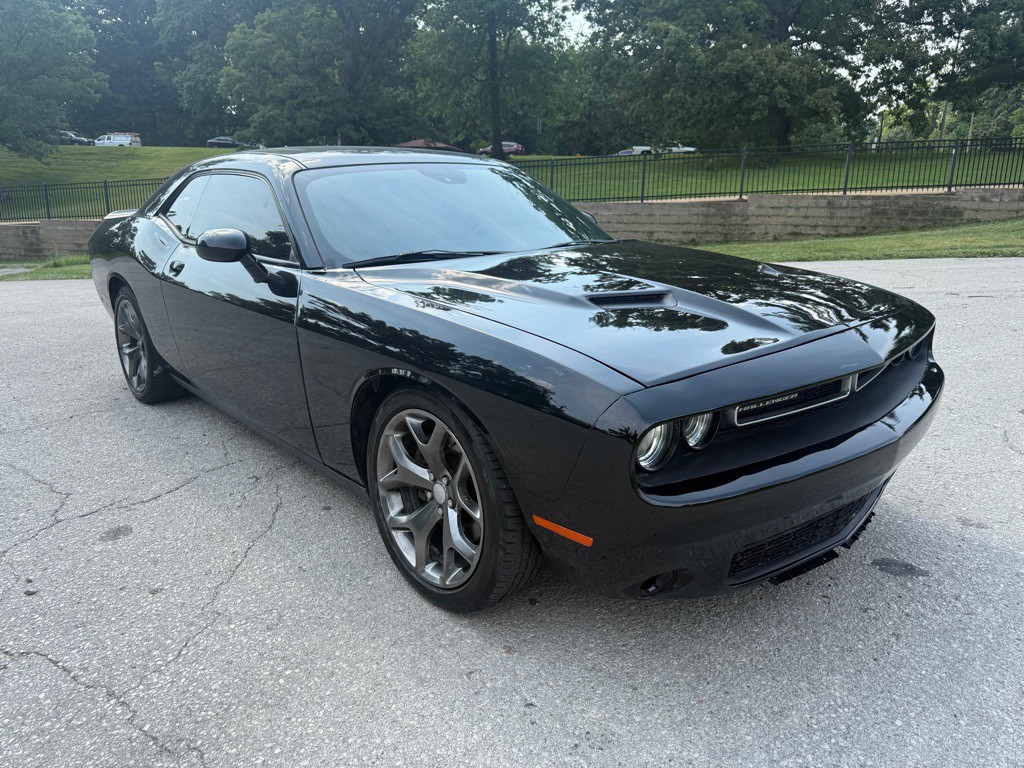 2015 Dodge Challenger Image 5