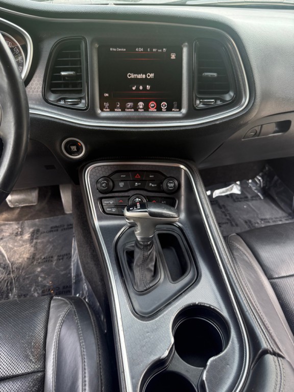 2015 Dodge Challenger Image 13