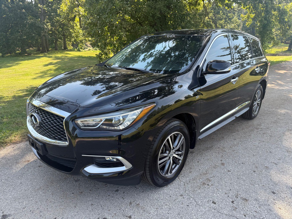 2016 INFINITI QX60 Image 1