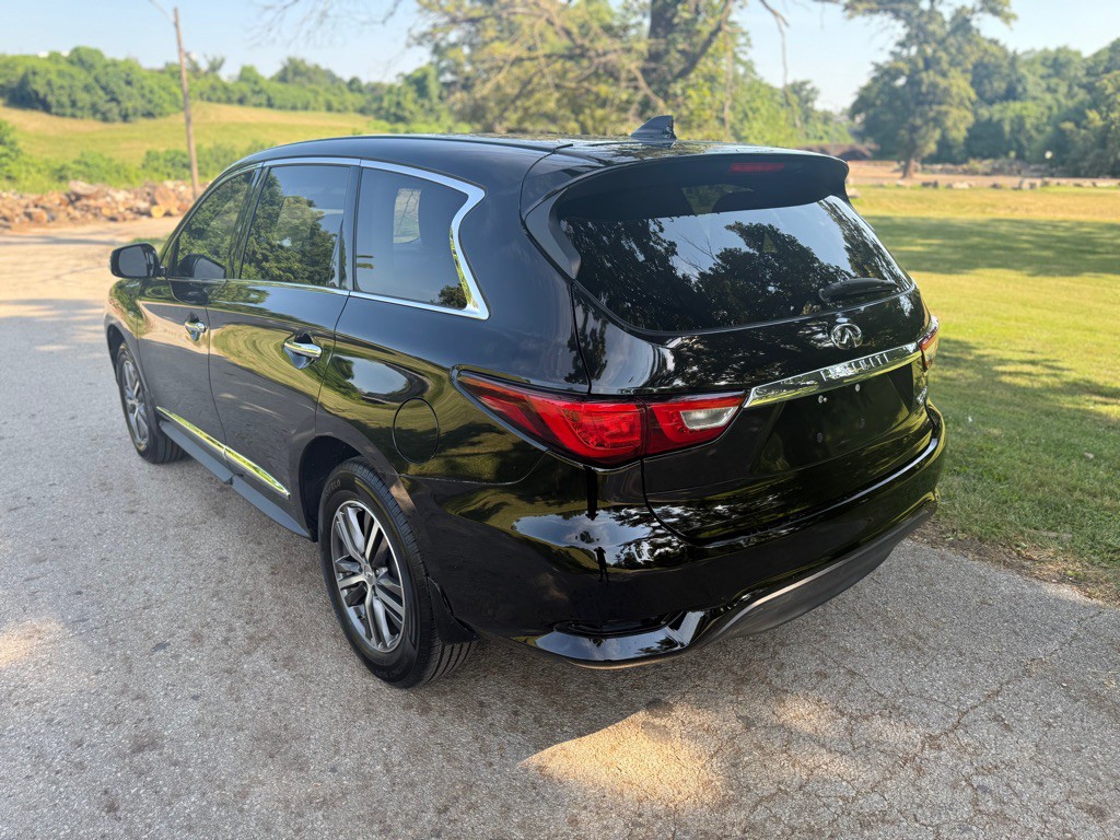 2016 INFINITI QX60 Image 19