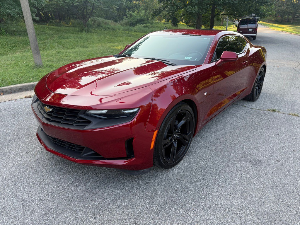 2022 Chevrolet Camaro Image 1