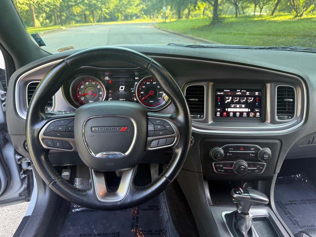 2021 Dodge Charger Image 11
