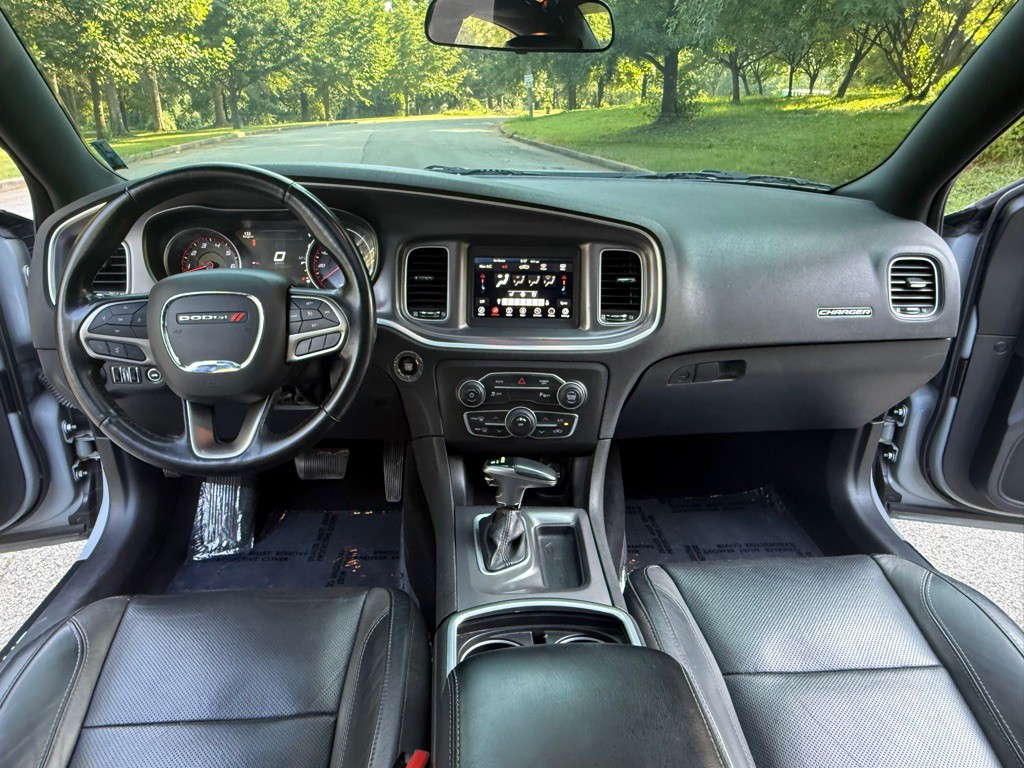 2021 Dodge Charger Image 16