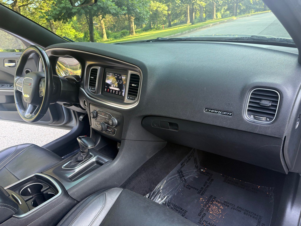 2021 Dodge Charger Image 18