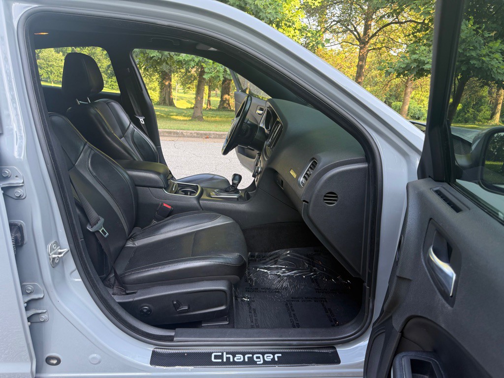 2021 Dodge Charger Image 19