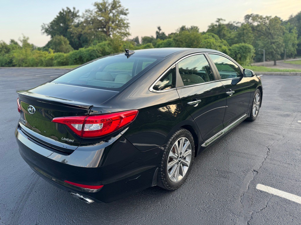 2017 Hyundai Sonata Image 9