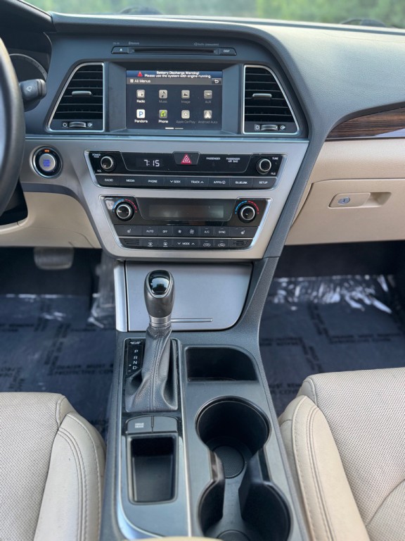 2017 Hyundai Sonata Image 16