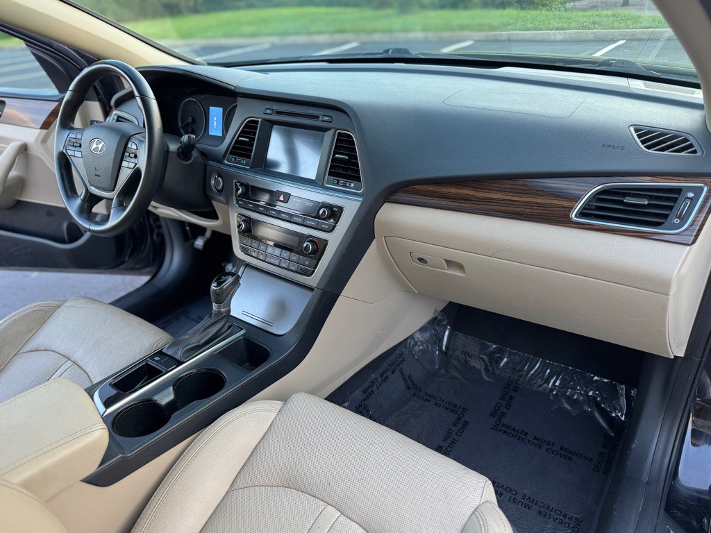 2017 Hyundai Sonata Image 17