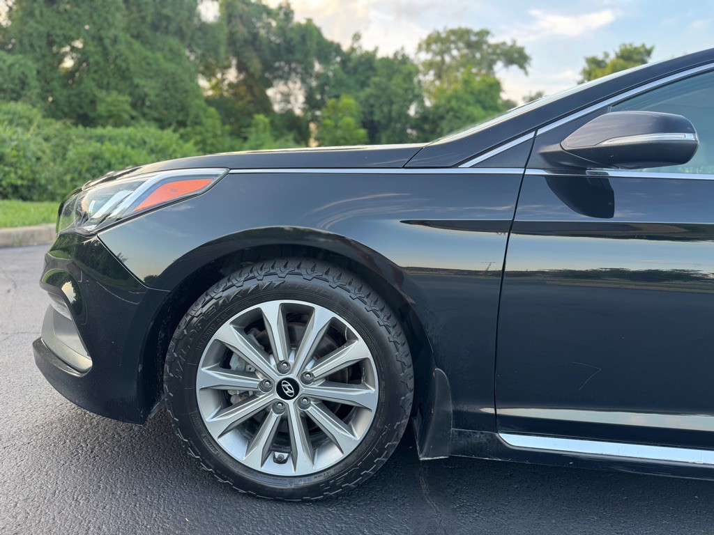2017 Hyundai Sonata Image 26