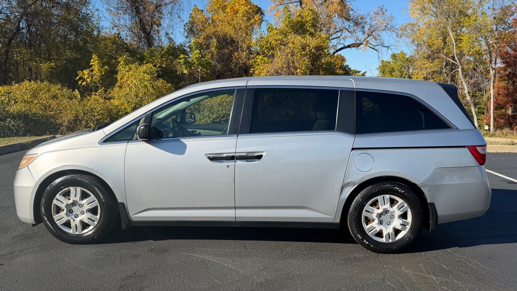 2013 Honda Odyssey Image 3