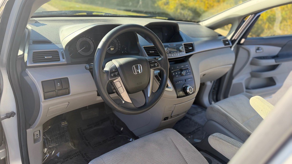 2013 Honda Odyssey Image 15