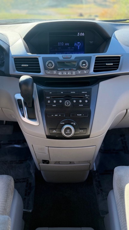 2013 Honda Odyssey Image 16