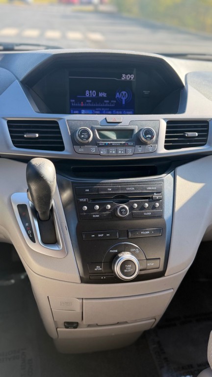 2013 Honda Odyssey Image 20