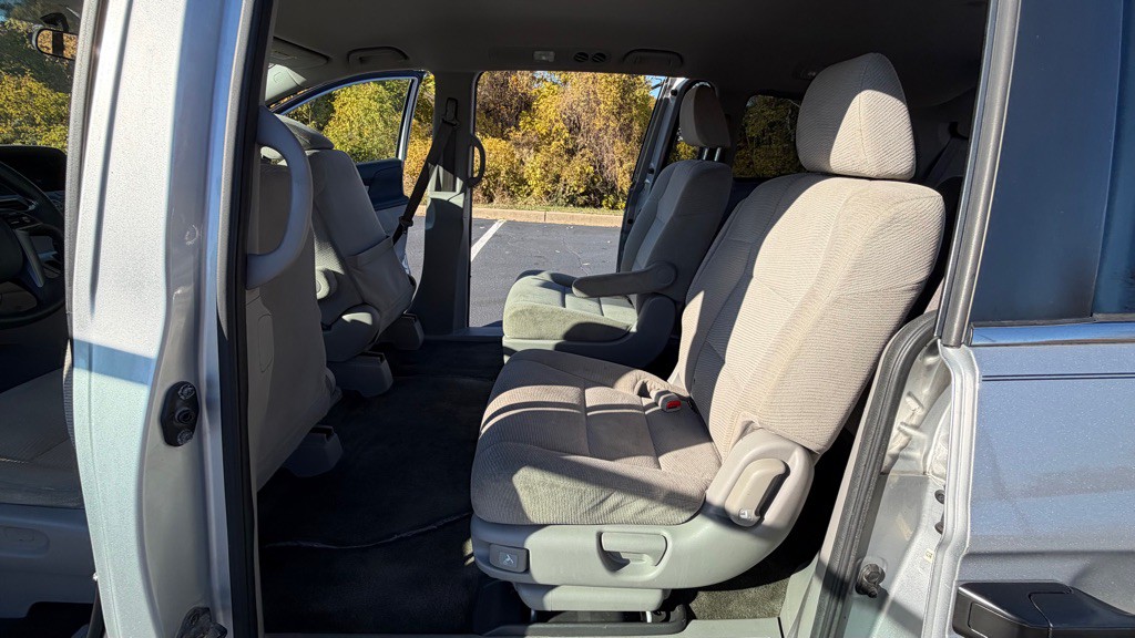 2013 Honda Odyssey Image 24
