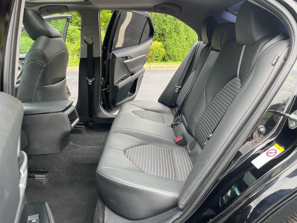 2018 Toyota Camry Image 24