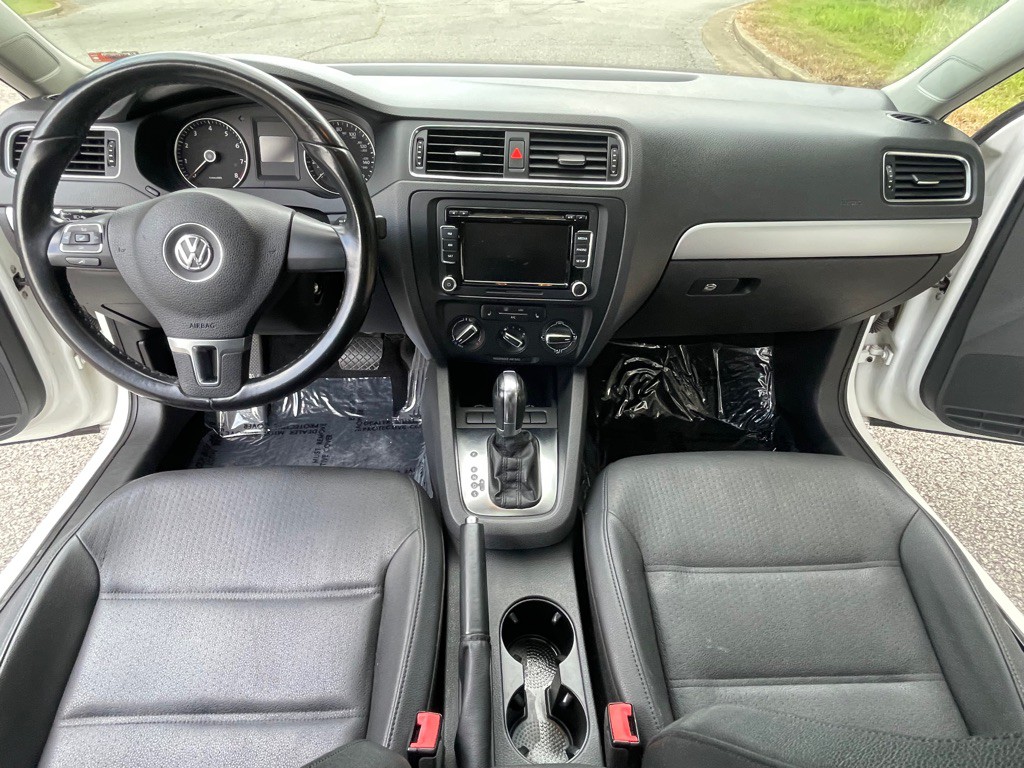2013 Volkswagen Jetta Image 13