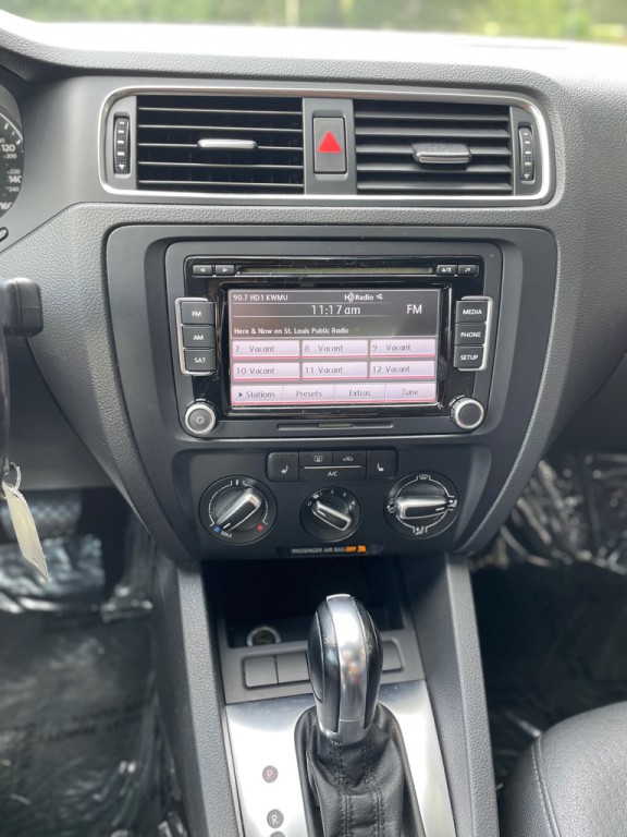 2013 Volkswagen Jetta Image 20