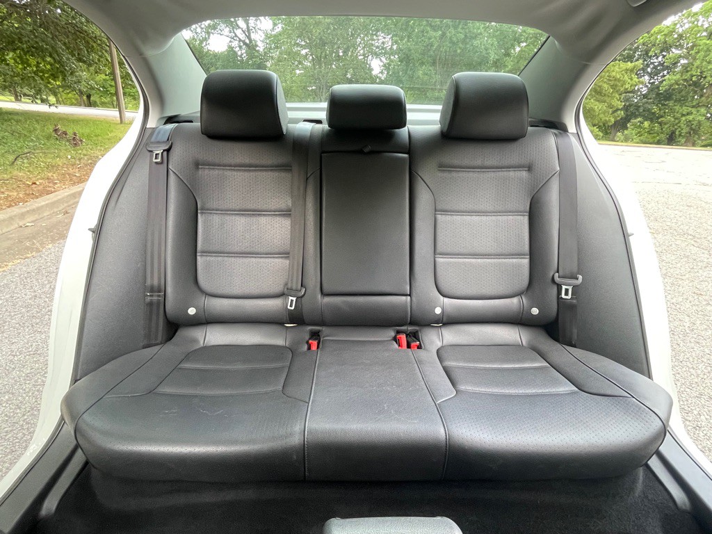 2013 Volkswagen Jetta Image 24