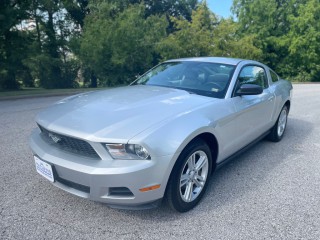 Image for 2010 Ford Mustang V6 ID: 6763596
