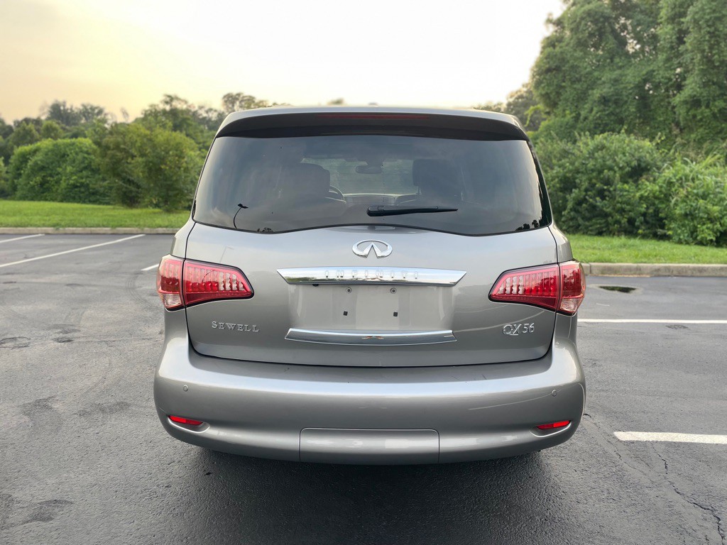 2013 INFINITI QX56 Image 8