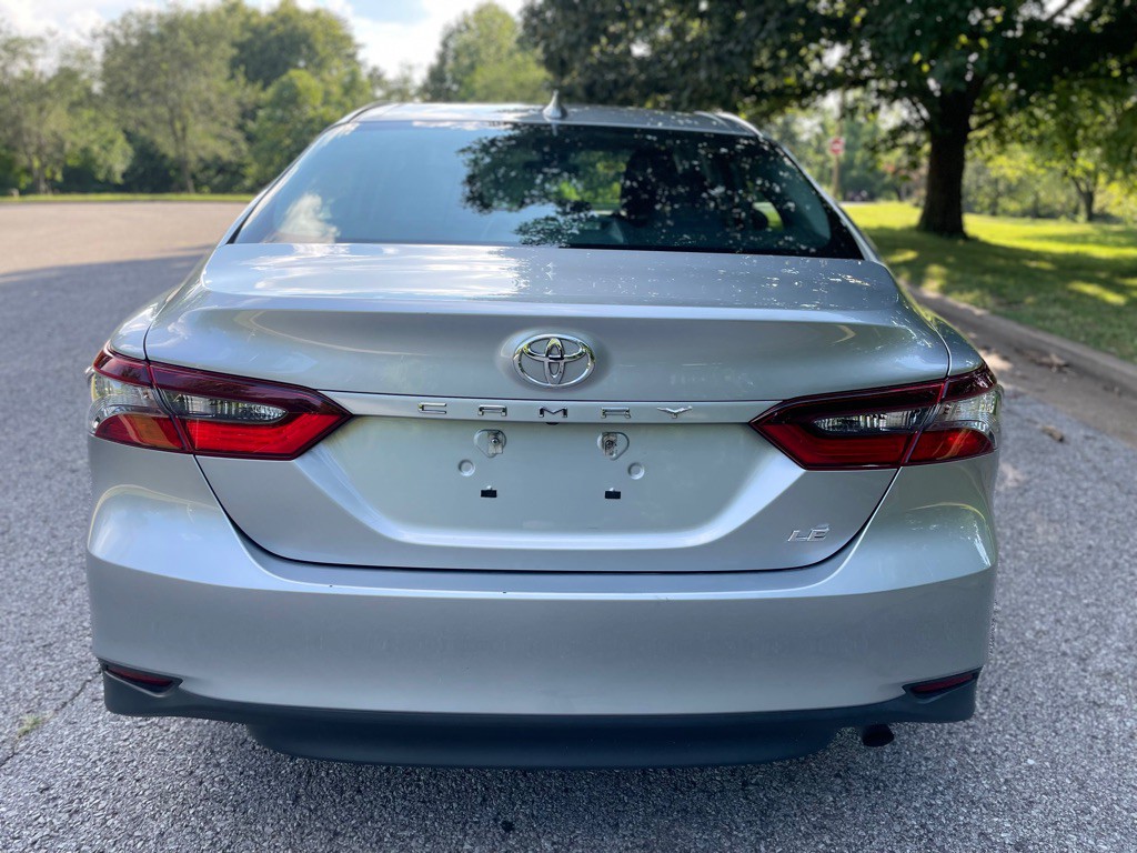 2021 Toyota Camry Image 10