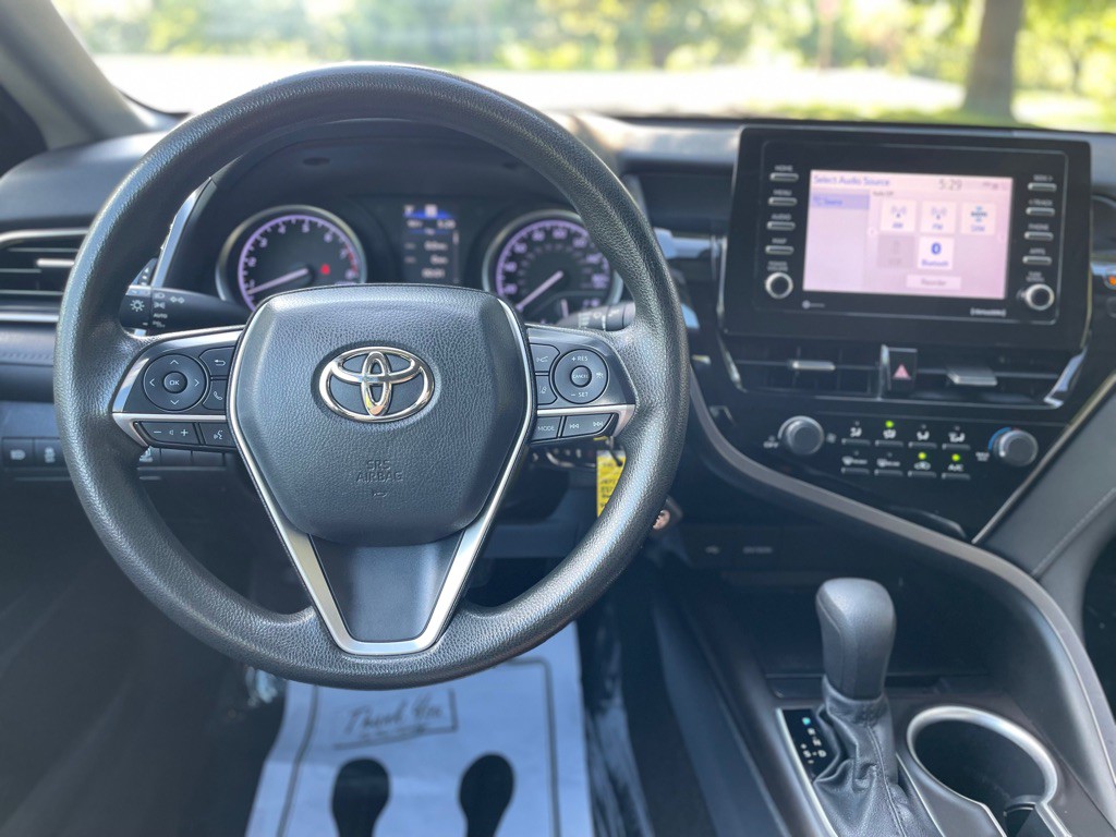 2021 Toyota Camry Image 18