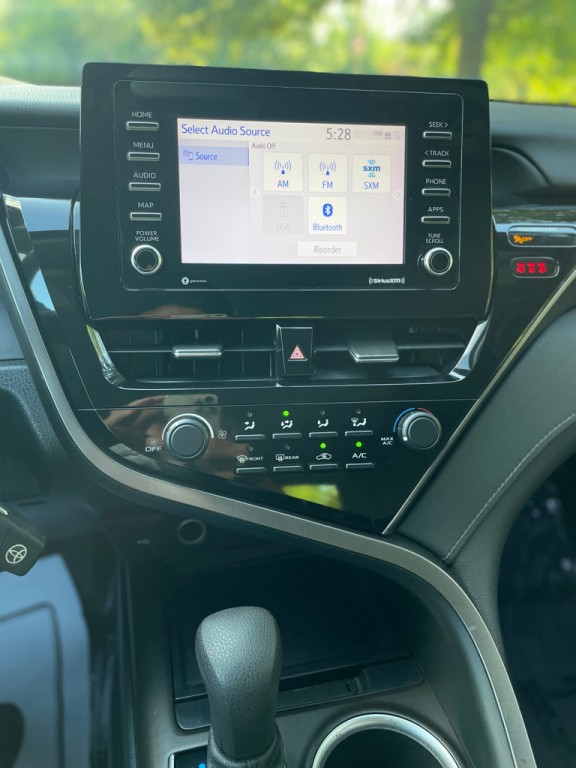 2021 Toyota Camry Image 20