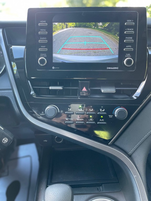 2021 Toyota Camry Image 21
