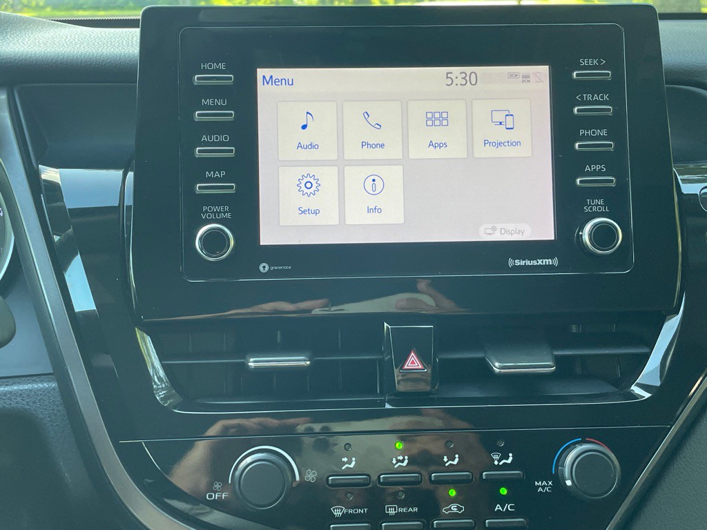 2021 Toyota Camry Image 22