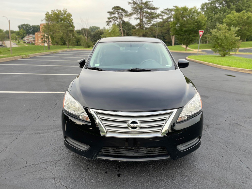 2015 Nissan Sentra Image 2