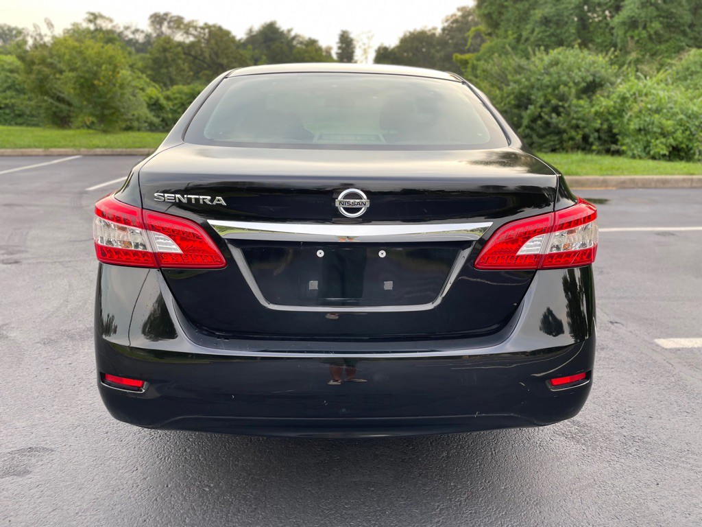 2015 Nissan Sentra Image 10